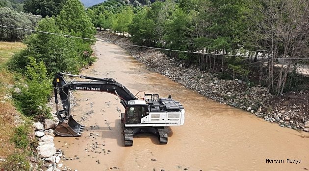 MERSİN'DE DERE ISLAHI ÇALIŞMALARI AFAD' TARAFINDAN YÜRÜTÜLÜYOR