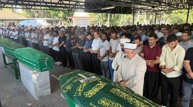 TARSUS'TA SERİNLEMEK İÇİN DENİZE GİREN AİLEDEN 4 KİŞİ BOĞULDU, GÖZYAŞLARIYLA DEFNEDİLDİ.