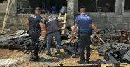 ERDEMLİ'DE 10. KATTAN DÜŞEN İŞÇİ HAYATINI KAYIP ETTİ 