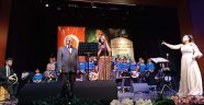 TÜRK ANNELER DERNEĞİ YARARINA MUHTEŞEM KONSER BARIŞ SALONU’NDA ANNELER İÇİN DUYGU DOLU GECE YAŞADI
